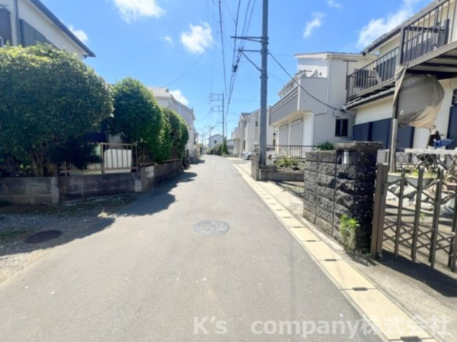 ◎高座郡寒川町倉見　中古戸建の前面道路含む現地写真|2026.7.10撮影◇