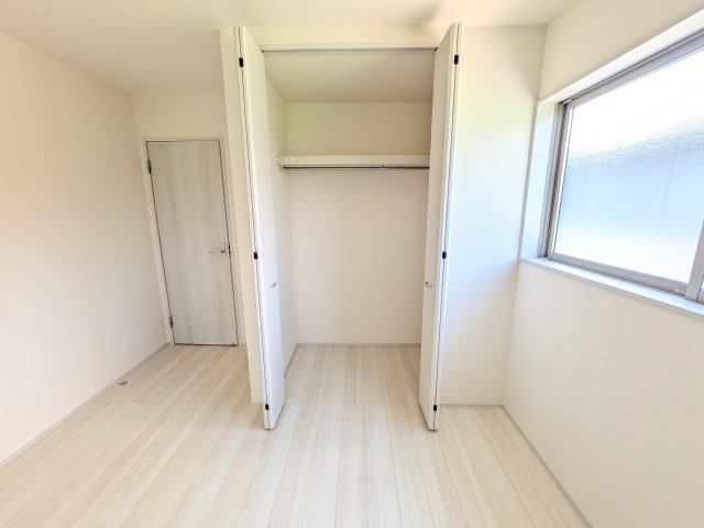 第1　常総市収納谷　新築戸建て　2号棟の収納