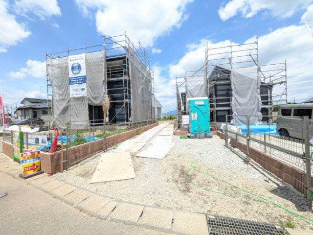 第1　常総市収納谷　新築戸建て　3号棟の外観|街並みや敷地の広さ、陽当たりをご確認ください。
