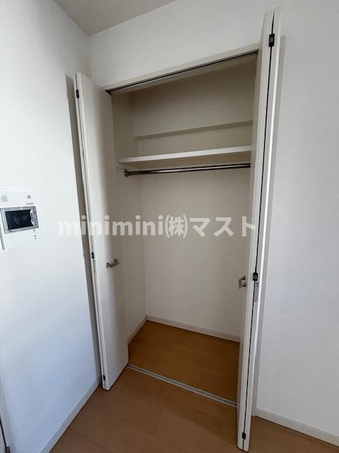 大阪市中央区徳井町２丁目の賃貸マンションの収納
