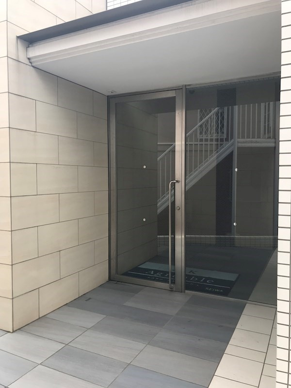 S・Kアグレアーブルのエントランス