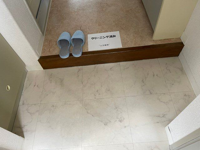 ハイタウン大森ナンバー５の玄関