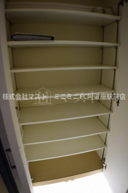 シエロ南堀江の収納