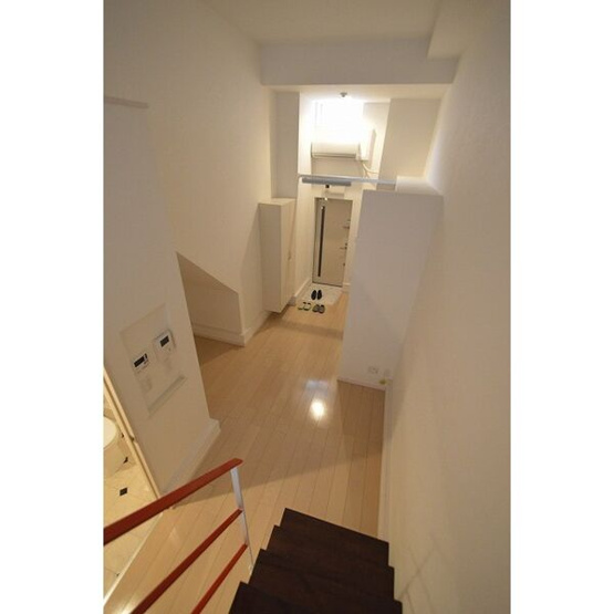 【内装】White Hills East