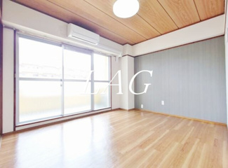 【居間・リビング】 | パレドール新宿 | 洋室のお部屋です。