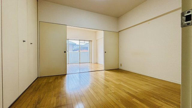 ヴォルフスガルテン太宰府の居間・リビング|別号数タイプ