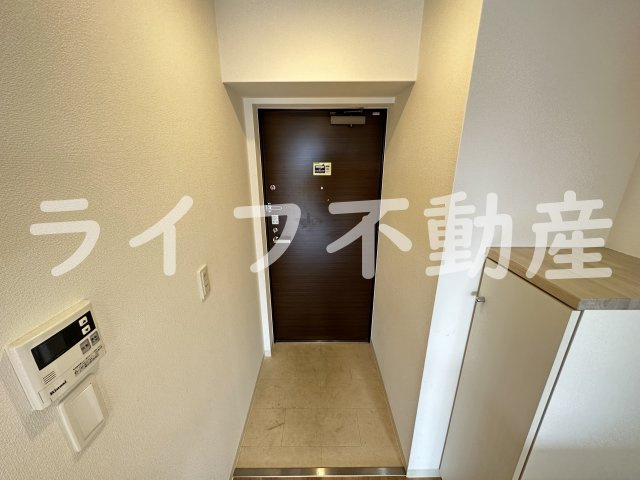 ハイラインⅡの玄関|明るい玄関です