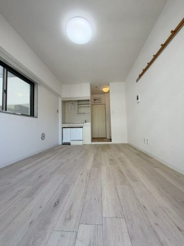 ダイホープラザ高田馬場の居間・リビング|ゆったり過ごせる居間です