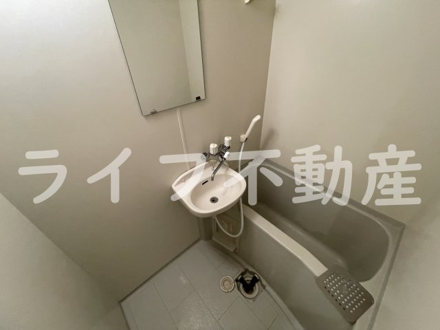 サンピリア小阪の浴室