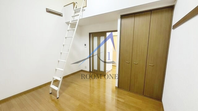 ミュウ壱番館の居間・リビング|洋室のお部屋です。