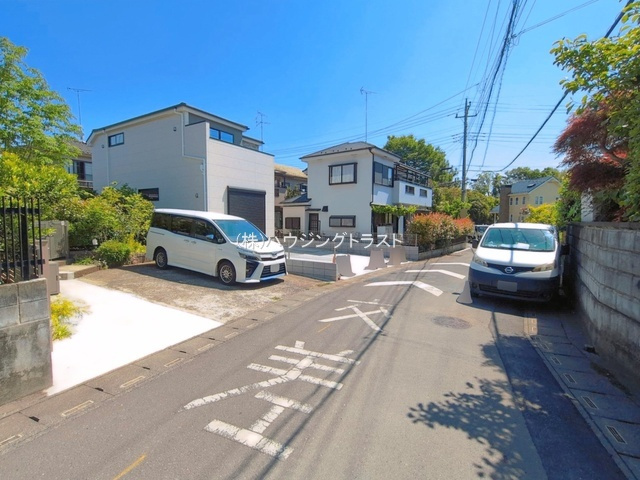 仲介手数料無料　ケイアイグレース所沢市山口8期・新築全1棟の前面道路含む現地写真