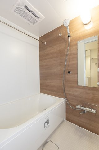ＲＪＲプレシア東十条ガーデンの浴室|※写真は同タイプ住戸です。