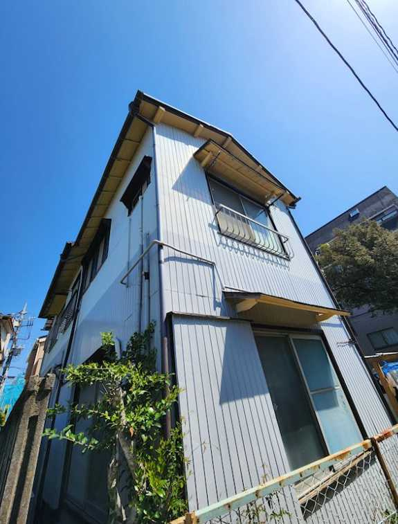 リーオ　最上階　バストイレ別　駅近