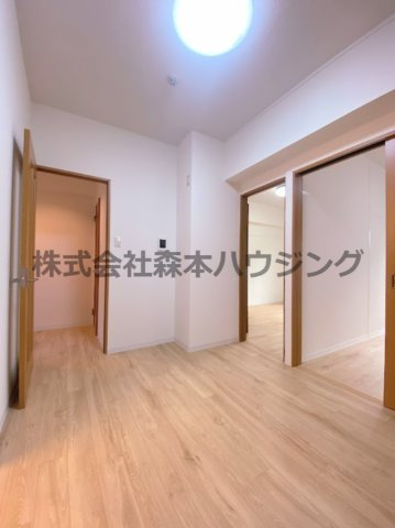 【居間・リビング】 | 　橋爪ビル | こちらの居間で趣味の時間をお楽しみください