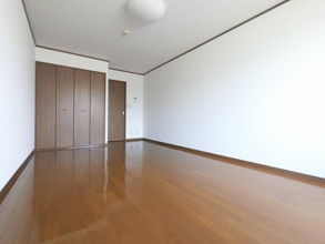 【寝室】