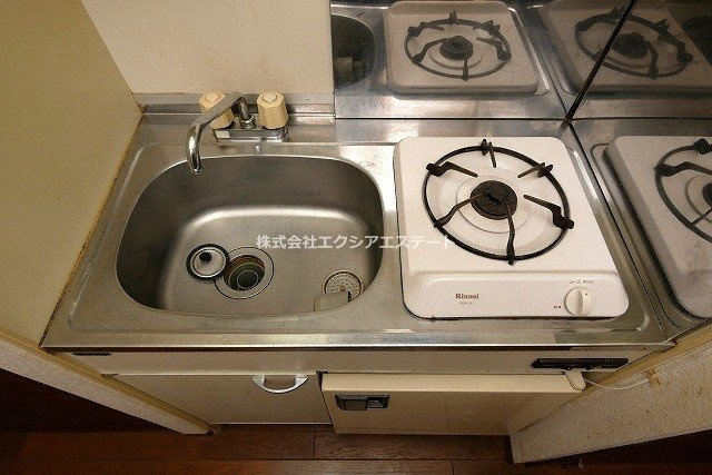 クラウンハイム夕陽丘のキッチン