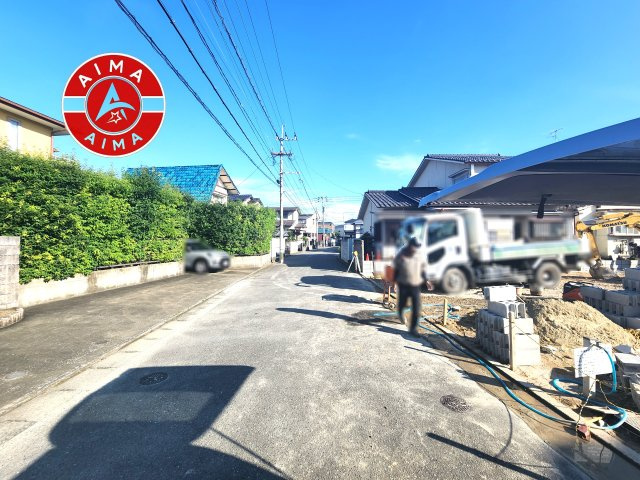 福岡市城南区友丘1丁目第2-2棟（1号棟）　の外観|前面道路含む現地の写真です。