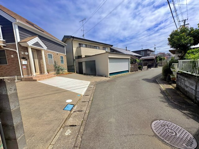 売中古戸建　中央区雄踏町宇布見の前面道路含む現地写真