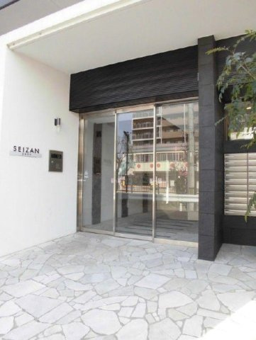 SEIZAN箱崎駅前