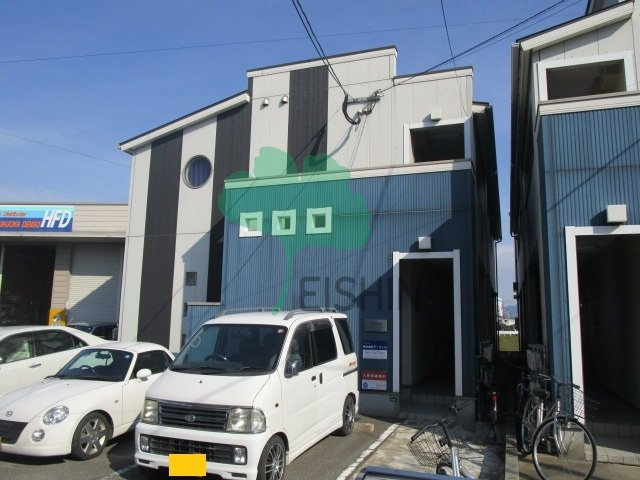 クレフラスト空港北B棟