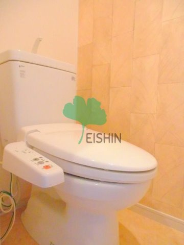 プライムアーバン博多東のトイレ|清潔感のあるトイレです。