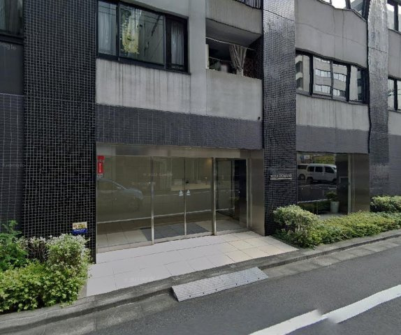 ベルドゥムール東京八丁堀のエントランス