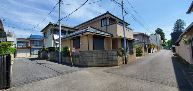 宇都宮市泉が丘5丁目　5ＳＤＫ　中古住宅の前面道路含む現地写真|外観②