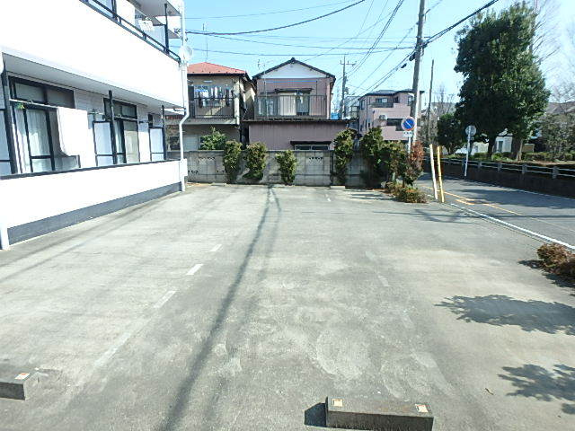 敷地内駐車場（空車確認要）