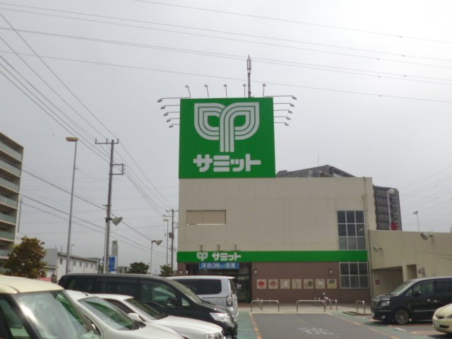 サミット鳩ヶ谷駅前店まで1100ｍ