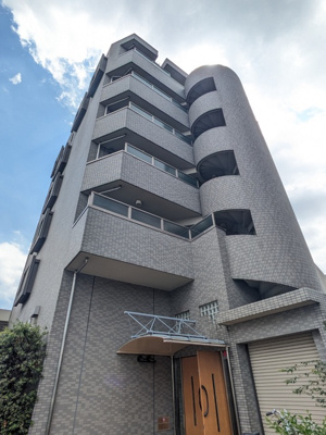 ★６階建てオートロック付きマンション★