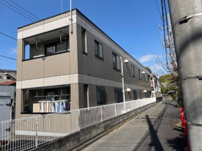 【外観】 | コーポラスＹＵＴＡＫＡ | 外観写真（昼）