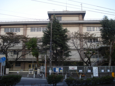 【周辺】 | コーポラスＹＵＴＡＫＡ | 玉川小学校（小学校）まで254ｍ