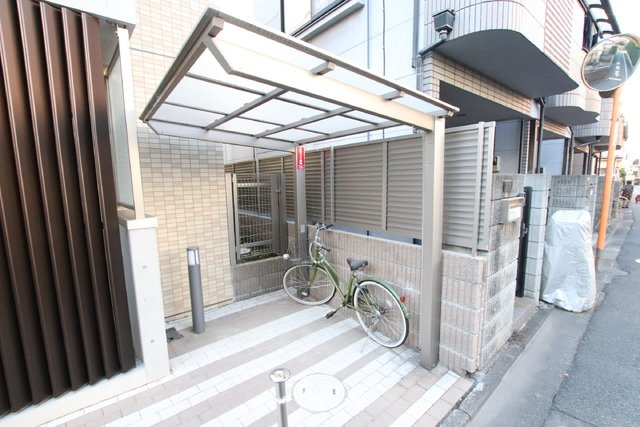 ★屋根付駐輪場★（空き状況・使用料等詳細はご確認下さい）