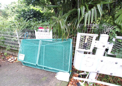 ごみ置き場