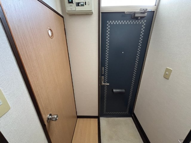 みさきが丘ハイツの玄関