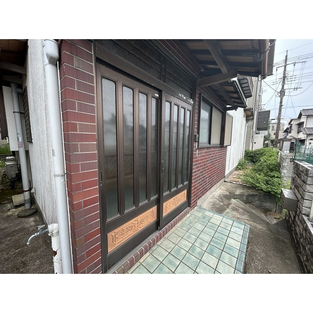 ひなたと春色メゾンのエントランス