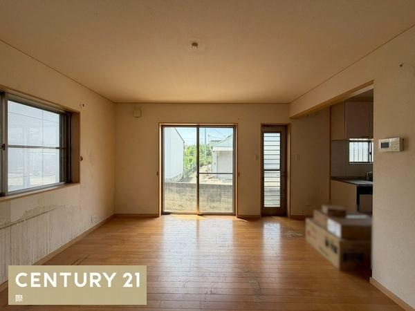 和歌山市木ノ本　中古戸建の居間・リビング
