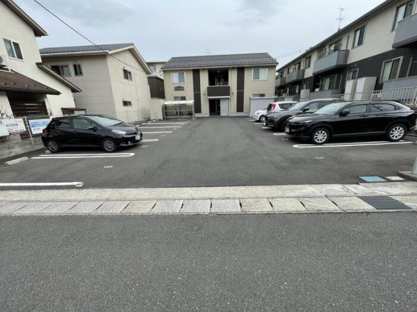 【駐車場】 | サンモール・都６