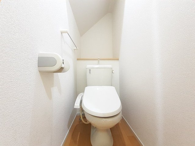 レジデンスＪフェリーのトイレ|清潔感のあるトイレです