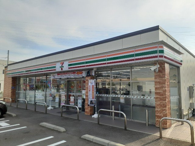レジデンスＪフェリーの周辺|セブンイレブン富山経堂店まで230m