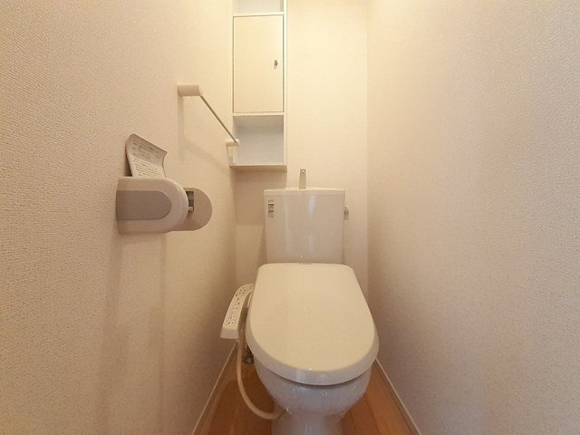 フラン・フォンテーヌのトイレ|落ち着いたトイレです