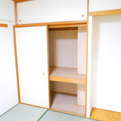 【和室】 | ライオンズマンション竹の塚第３ | 押し入れならではの収納力