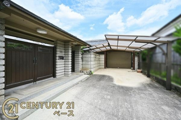 磯城郡三宅町大字伴堂の中古一戸建のその他|■現地撮影写真■シャッター倉庫付きでキャンプ道具等もラクラク収納！