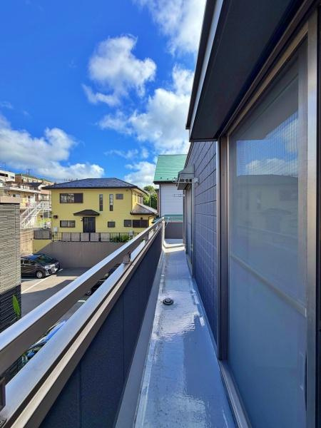横浜市港南区港南６丁目の中古一戸建のバルコニー
