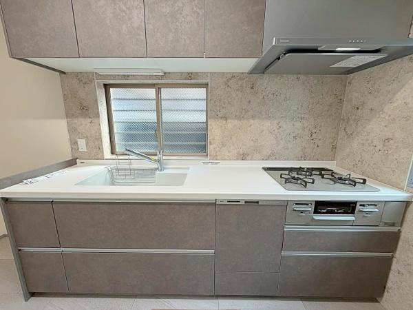 横浜市港南区港南６丁目の中古一戸建のキッチン