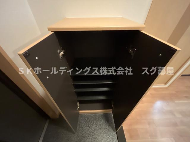 ワン・ピースの収納|下駄箱