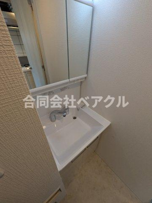 【独立洗面台】 | エスリード京都吉祥院 ヴィーナ | 独立洗面台、朝の身支度には欠かせません