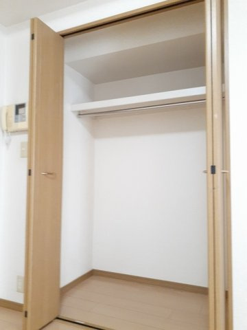 クレスト呉服町の収納