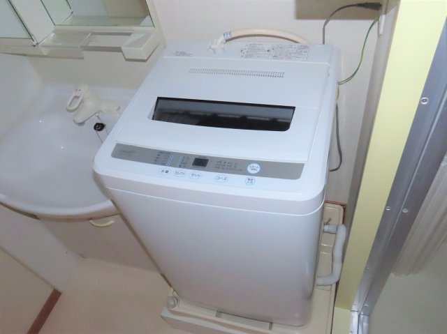 レオパレスプレジール緑が丘のその他|洗濯機も付いています