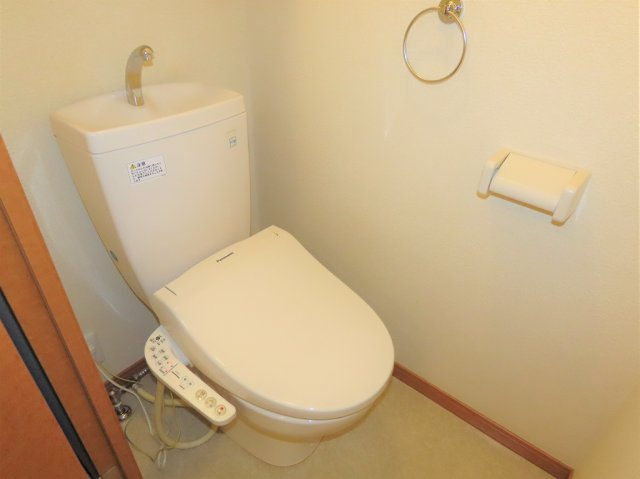 レオパレスエバーグリーンＡのその他|お風呂、トイレは完全別です
